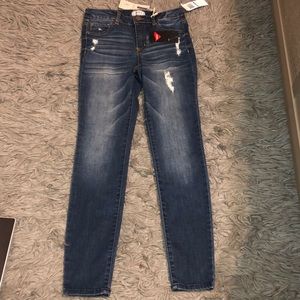 Blue Jeans. Brand New. No skin showing